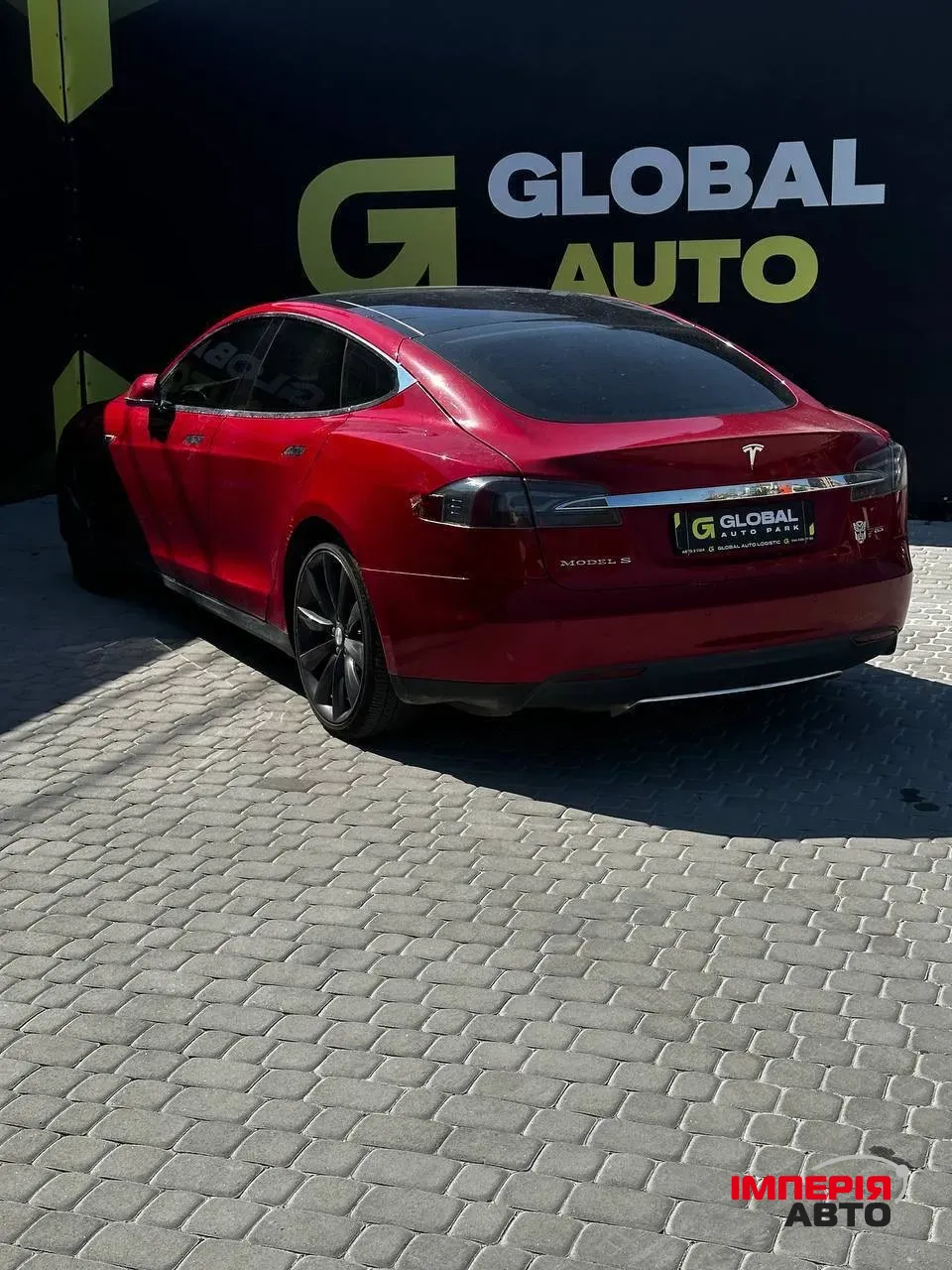 Tesla Model S - фото 6