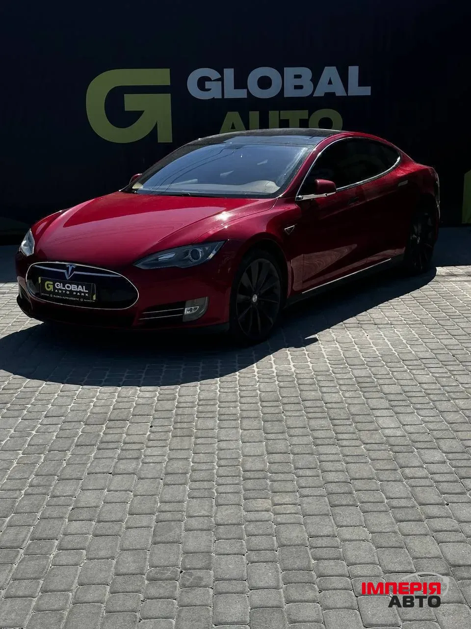 Tesla Model S - фото 2