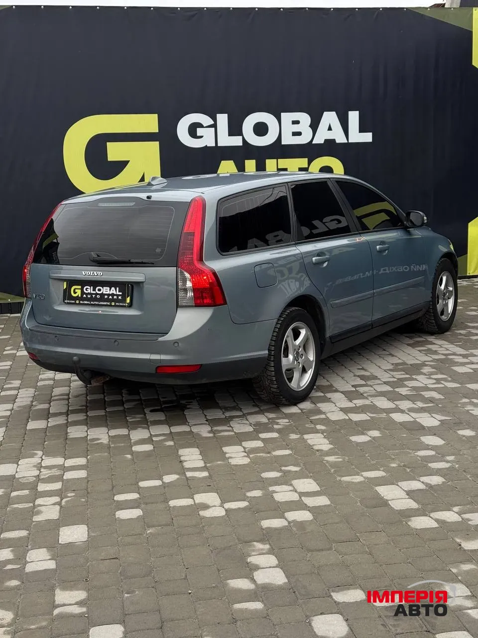 Volvo V50 - фото 10