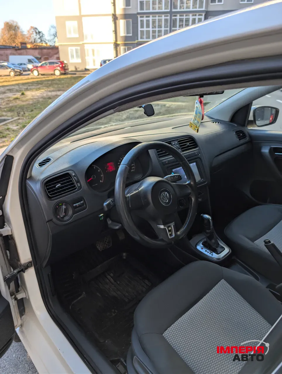 Volkswagen Polo - фото 9