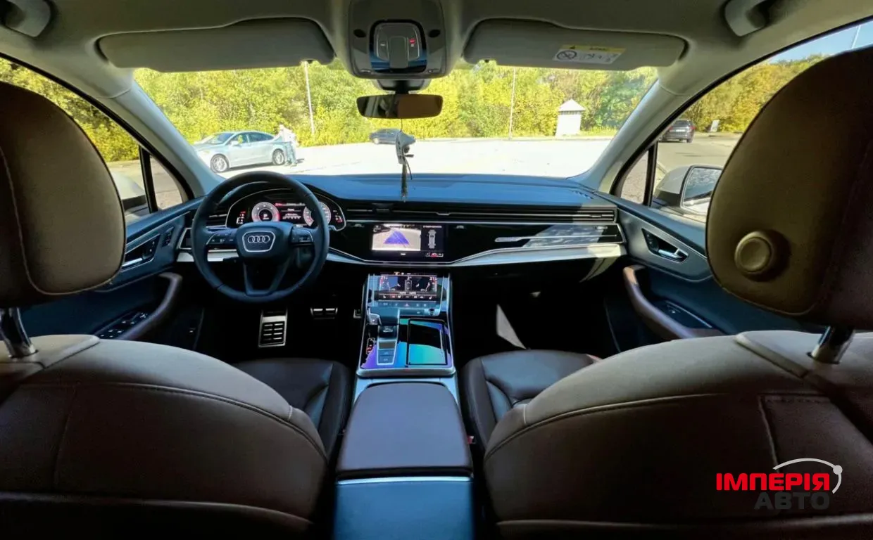 Audi Q7 - фото 37
