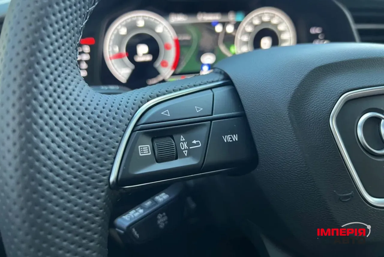 Audi Q7 - фото 25