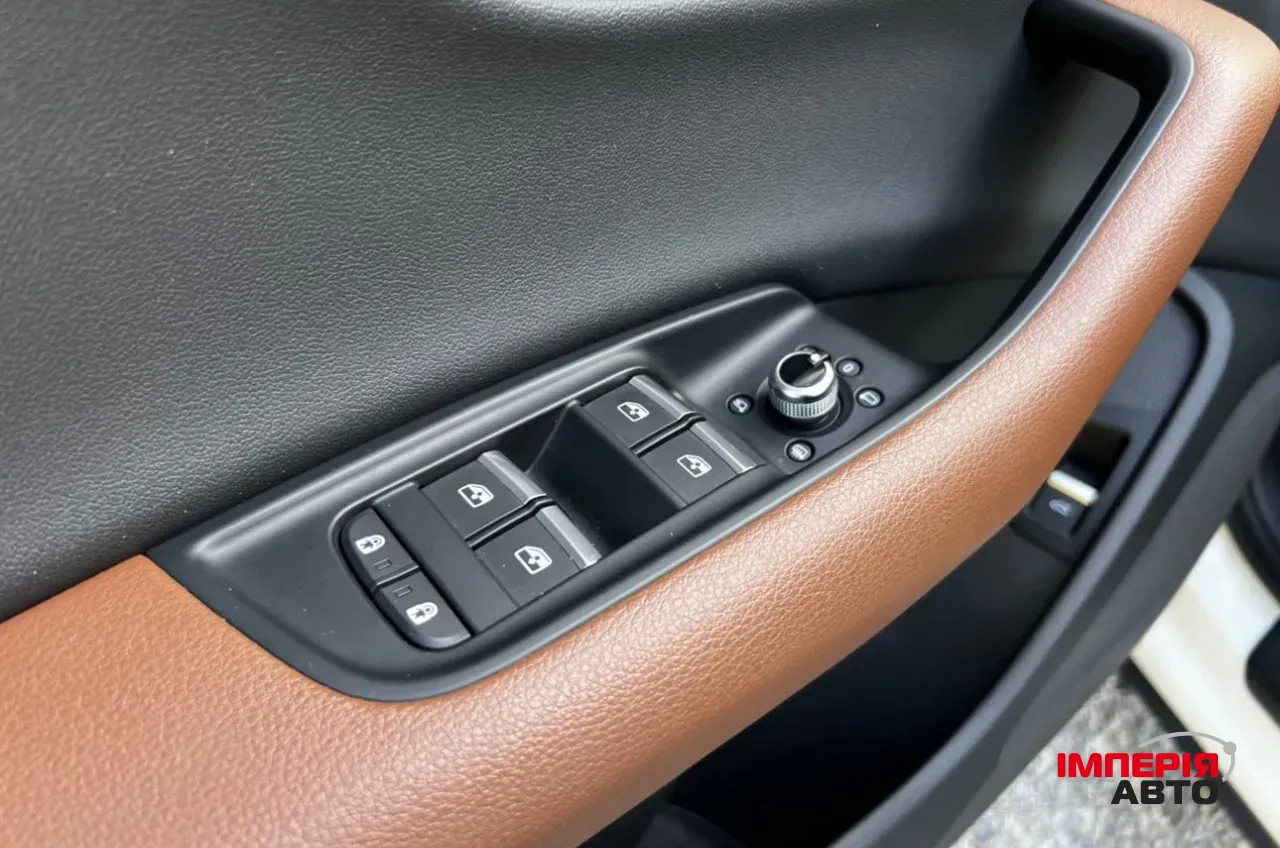 Audi Q7 - фото 33