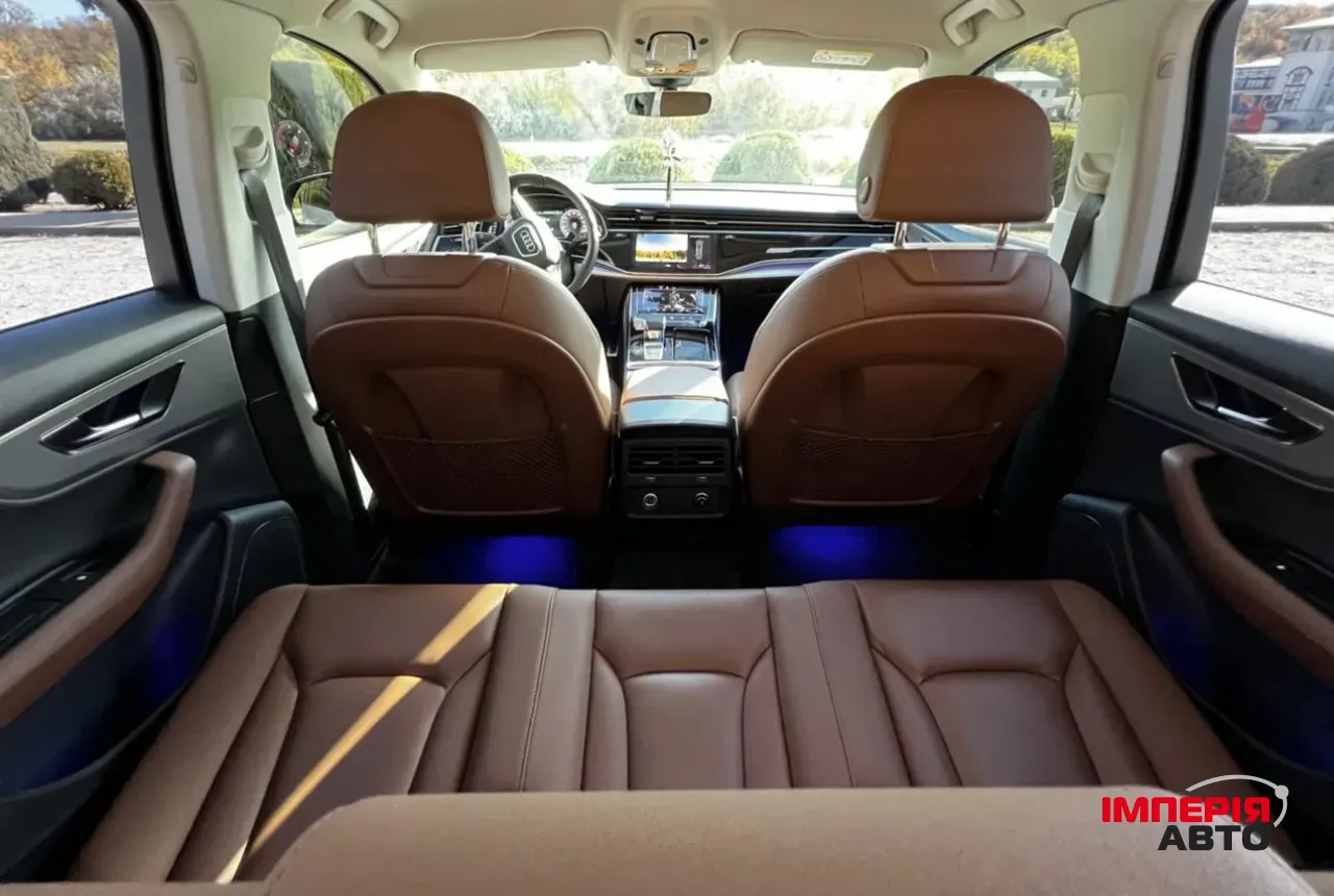 Audi Q7 - фото 19