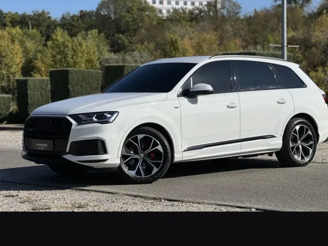 Audi Q7 - фото 2