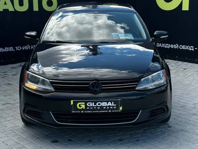 Volkswagen Jetta - фото 1