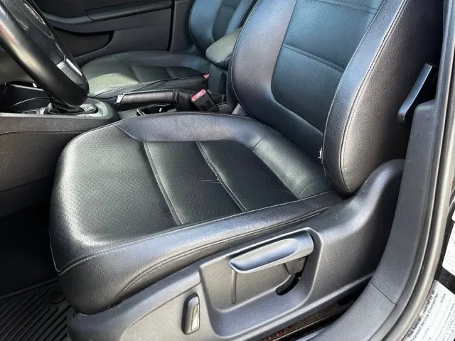 Volkswagen Jetta - фото 4