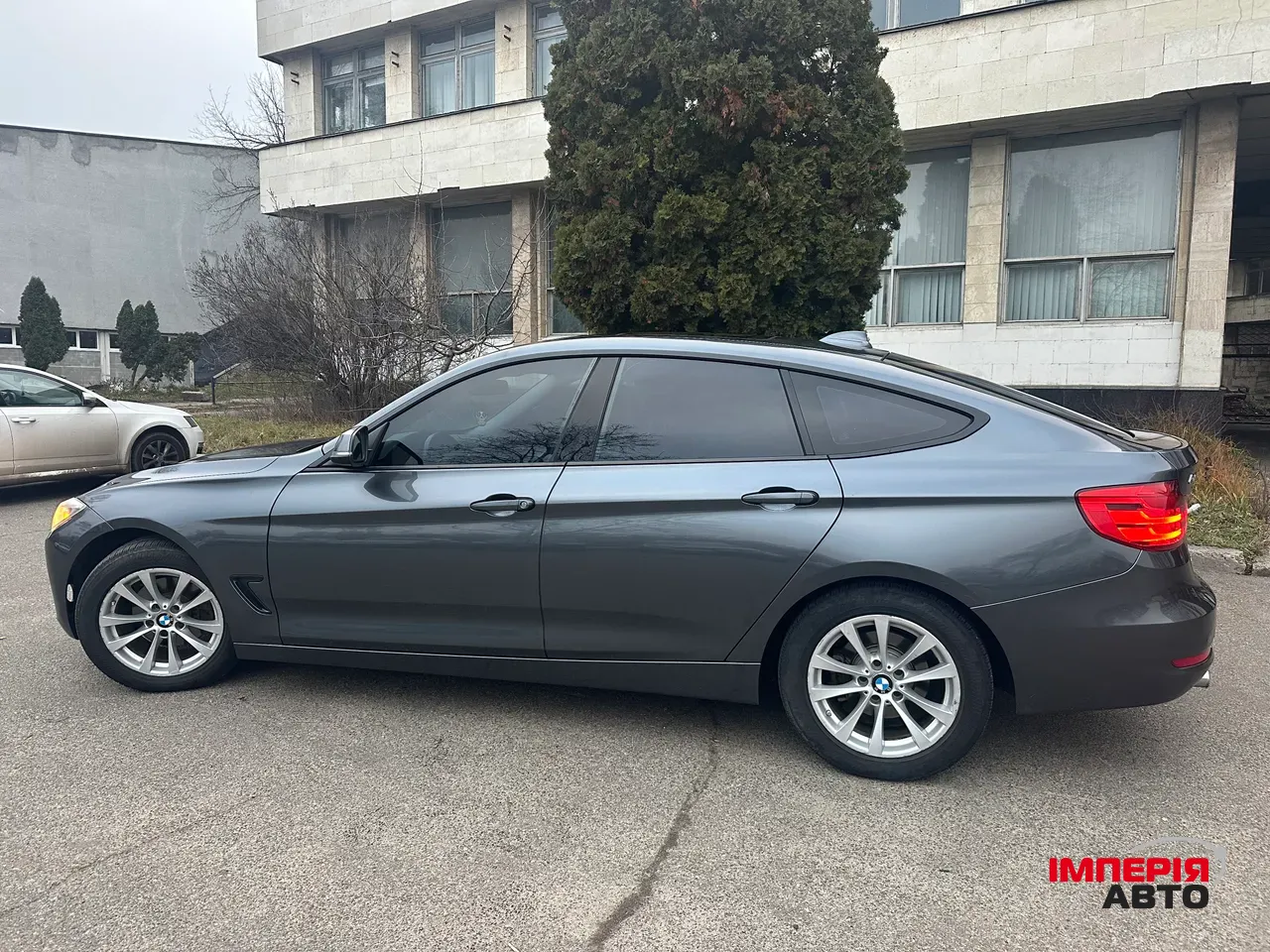 BMW 3 серії - фото 2