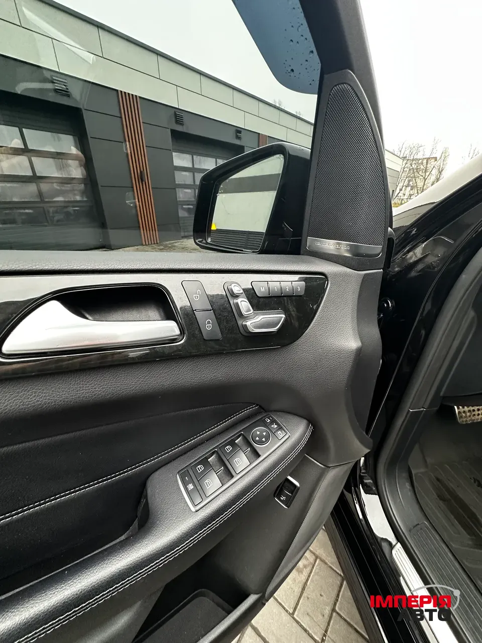 Mercedes-Benz GLE - фото 17