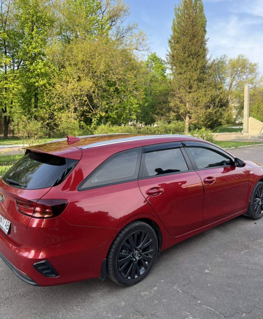 Kia Ceed - фото 9
