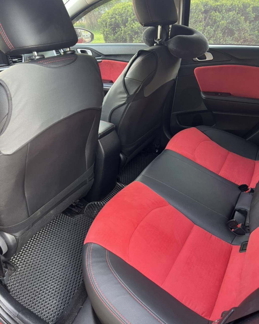 Kia Ceed - фото 16