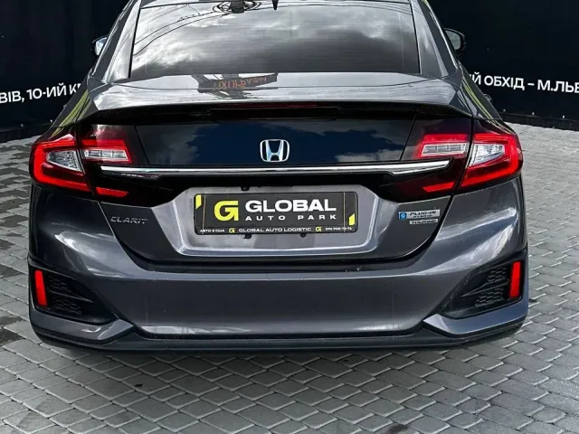 Honda Clarity - фото 4