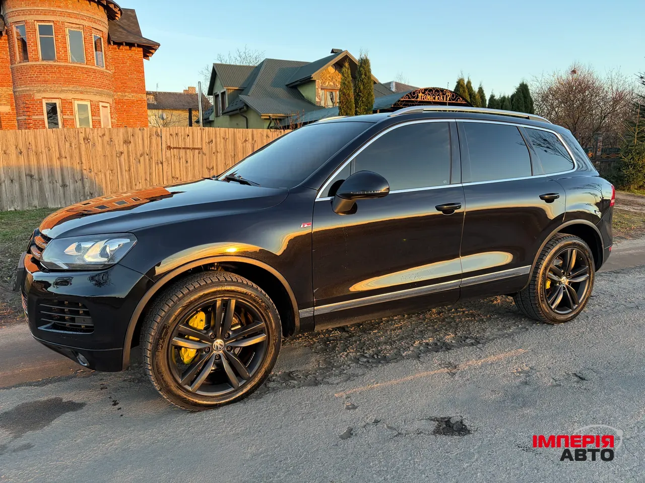 Volkswagen Touareg - фото 10