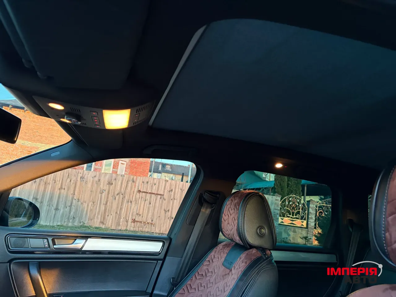 Volkswagen Touareg - фото 13