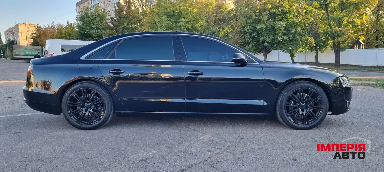 Audi A8 - фото 13