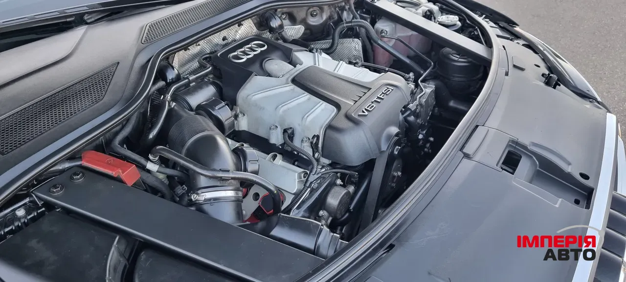 Audi A8 - фото 23