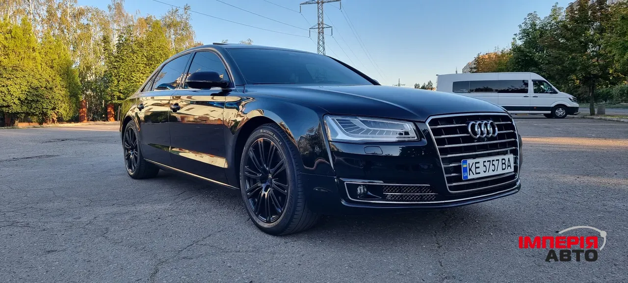 Audi A8 - фото 6