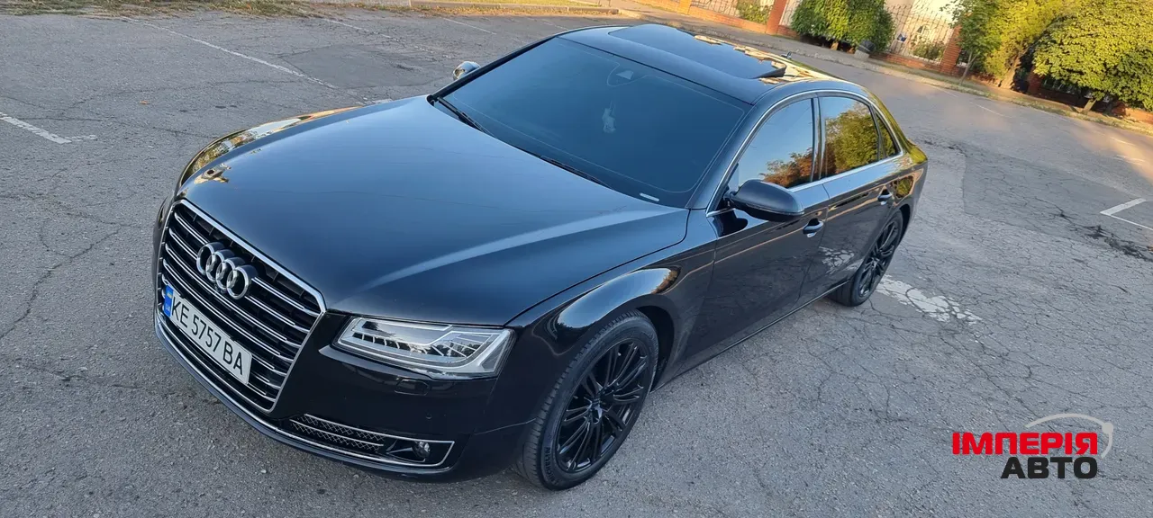 Audi A8 - фото 2
