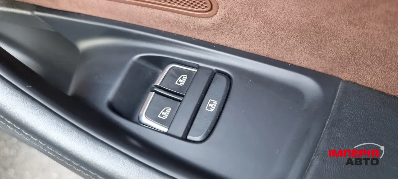 Audi A8 - фото 63