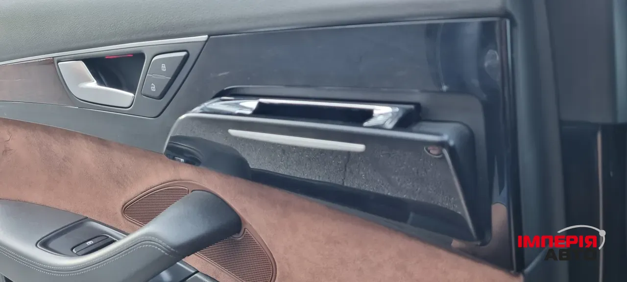 Audi A8 - фото 62