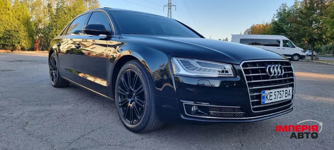 Audi A8 - фото 8