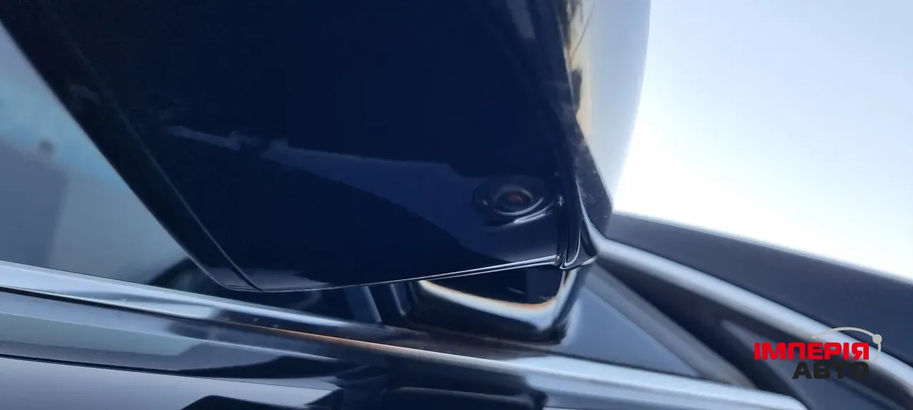 Audi A8 - фото 17