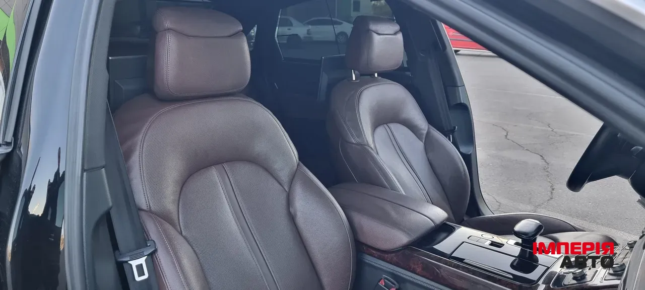 Audi A8 - фото 47