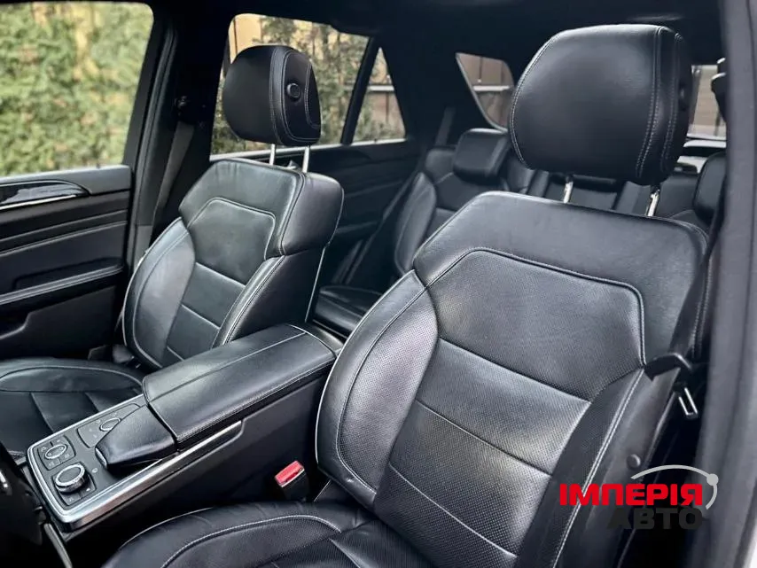 Mercedes-Benz M-Класс - фото 14