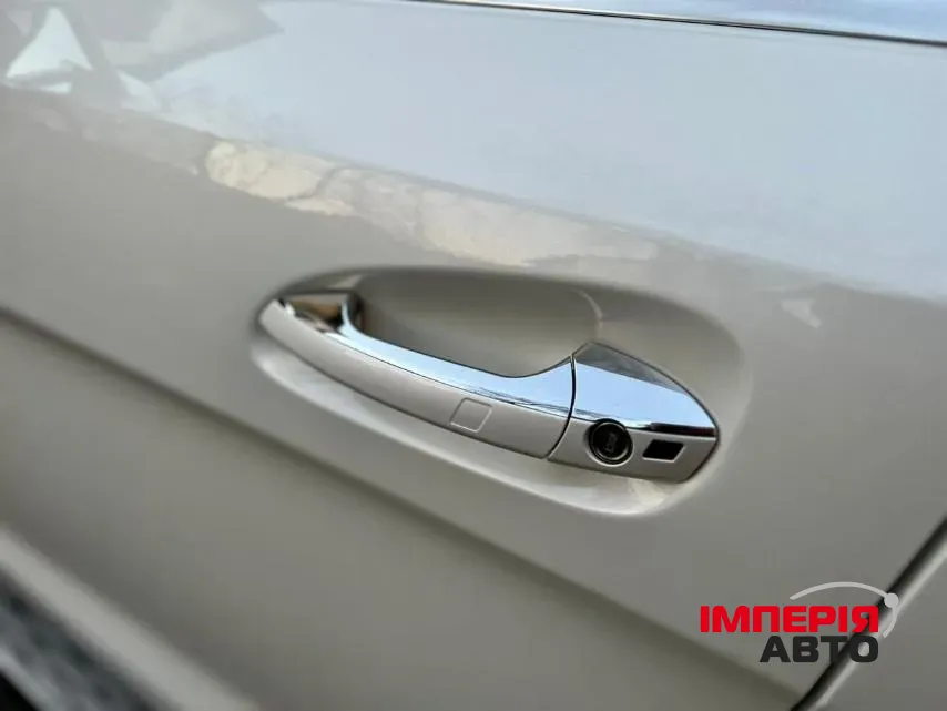 Mercedes-Benz M-Класс - фото 6