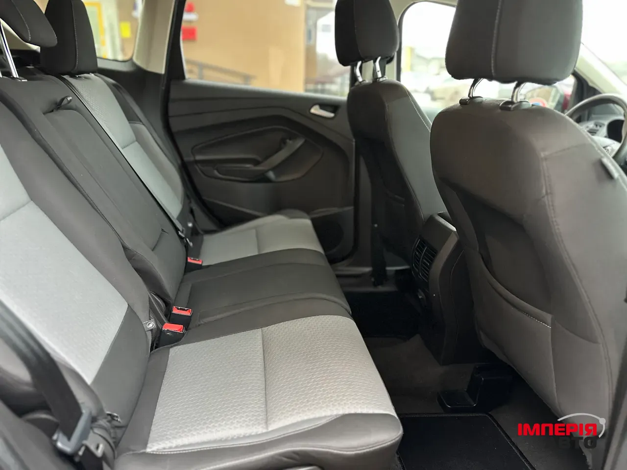 Ford Escape - фото 31