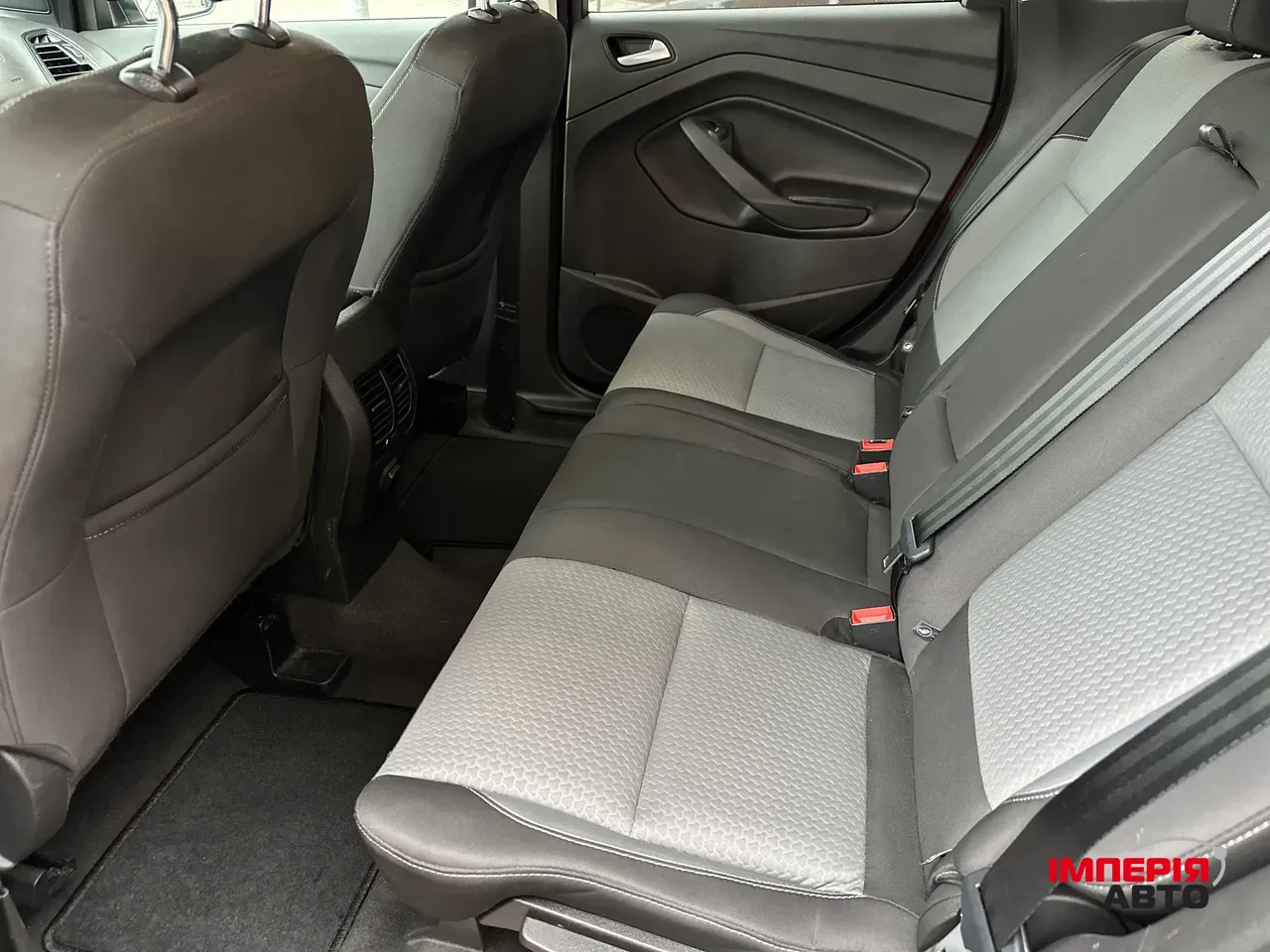 Ford Escape - фото 33