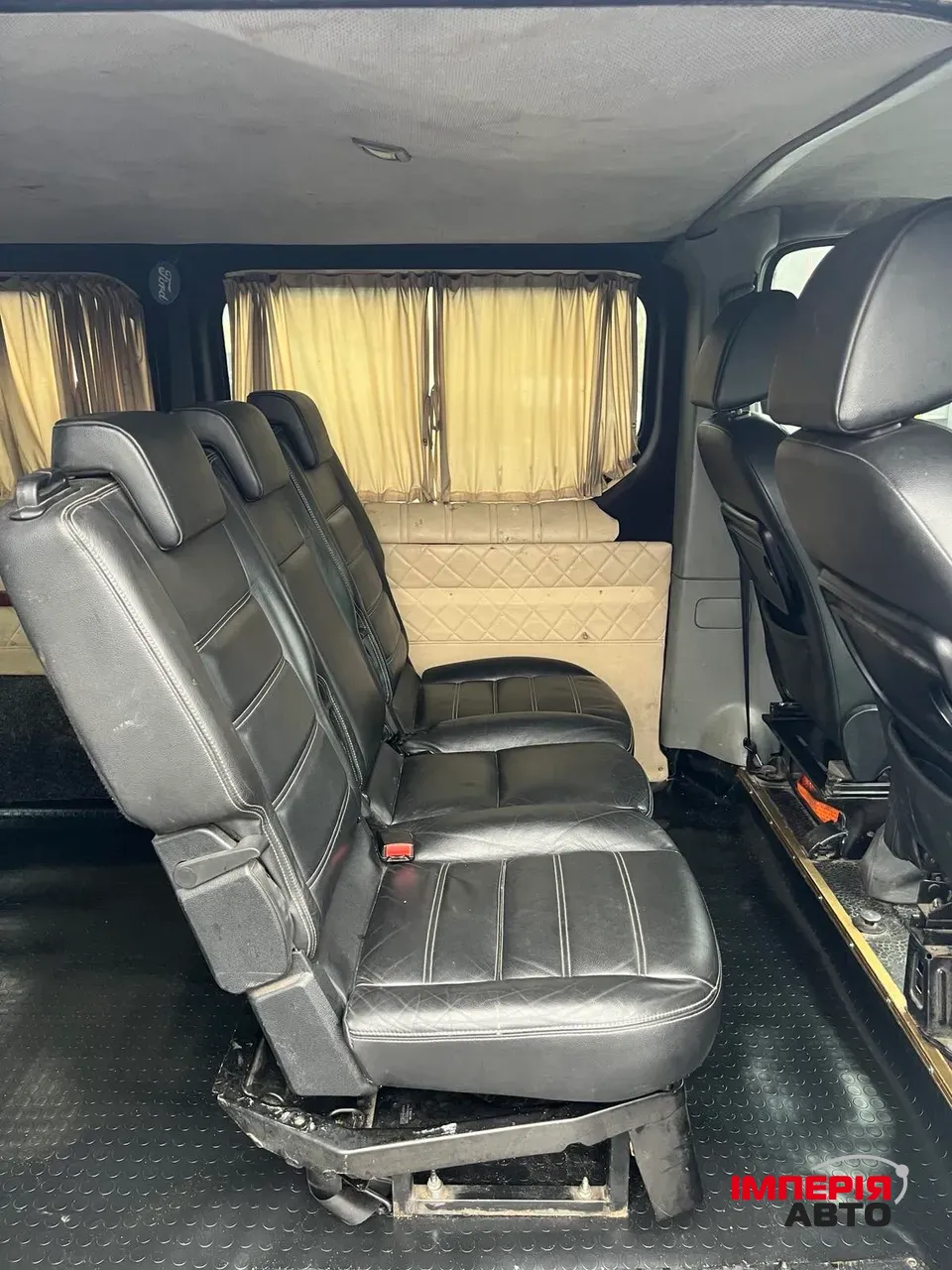 Opel Vivaro - фото 10