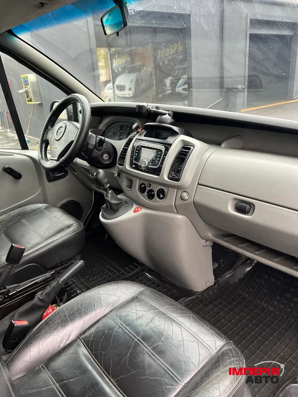Opel Vivaro - фото 14