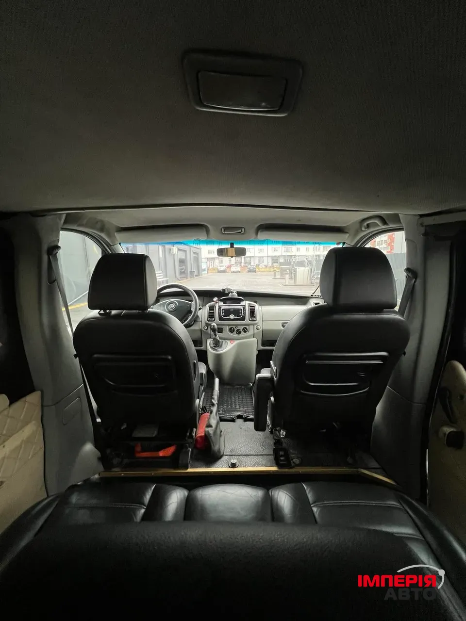 Opel Vivaro - фото 13