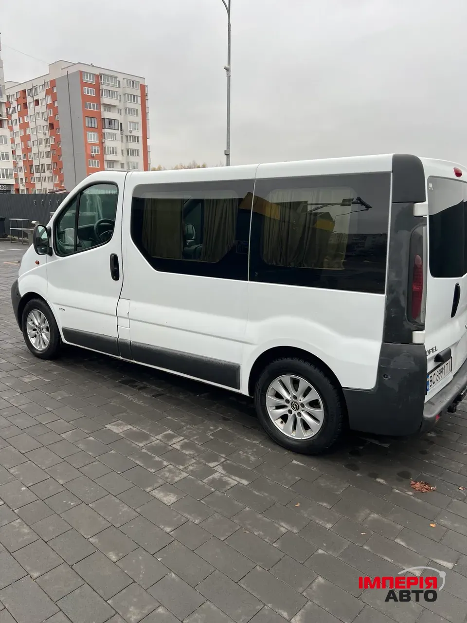 Opel Vivaro - фото 3