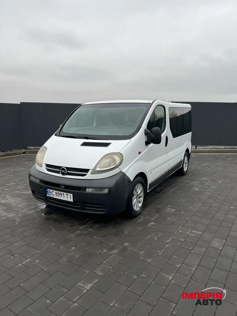 Opel Vivaro - фото 1