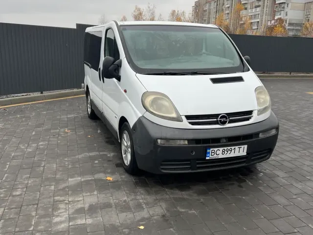 Opel Vivaro - фото 2