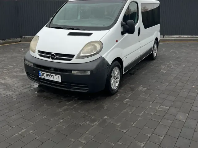 Opel Vivaro - фото 1