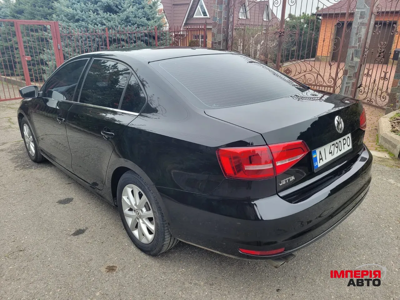 Volkswagen Jetta - фото 4