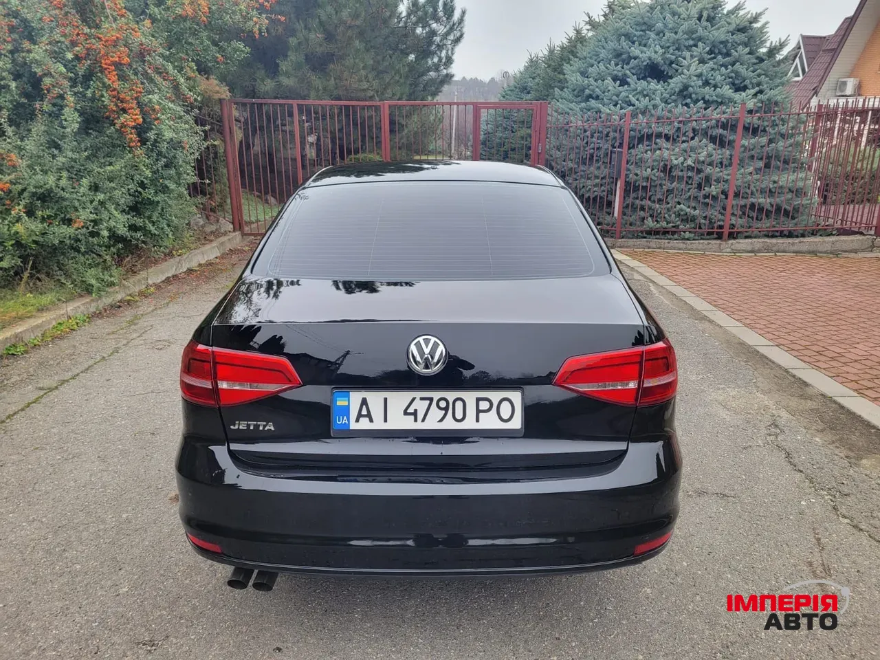 Volkswagen Jetta - фото 3