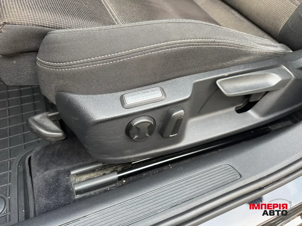 Volkswagen Passat - фото 39