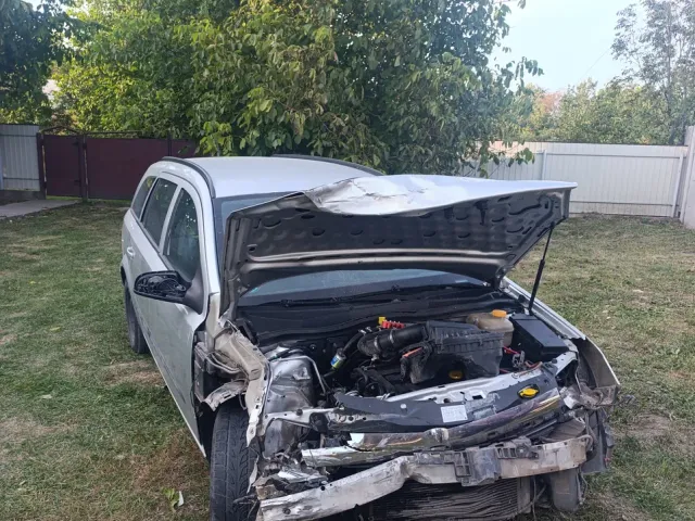 Opel Astra - фото 1