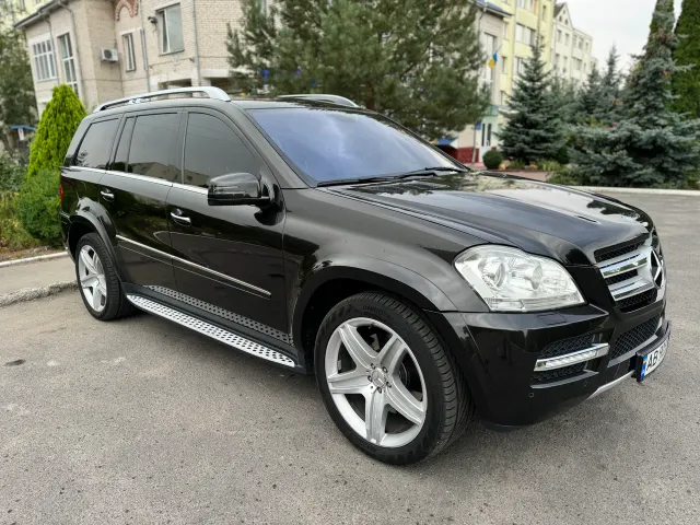 Mercedes-Benz GL-Класс - фото 1