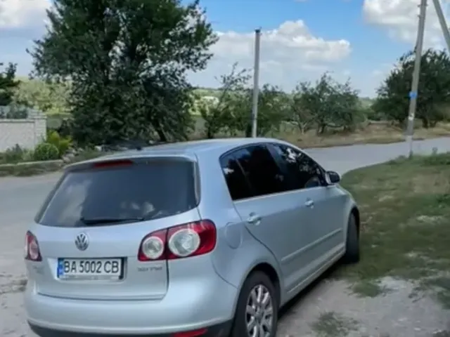 Volkswagen Golf Plus - фото 2