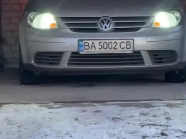 Volkswagen Golf Plus - фото 3