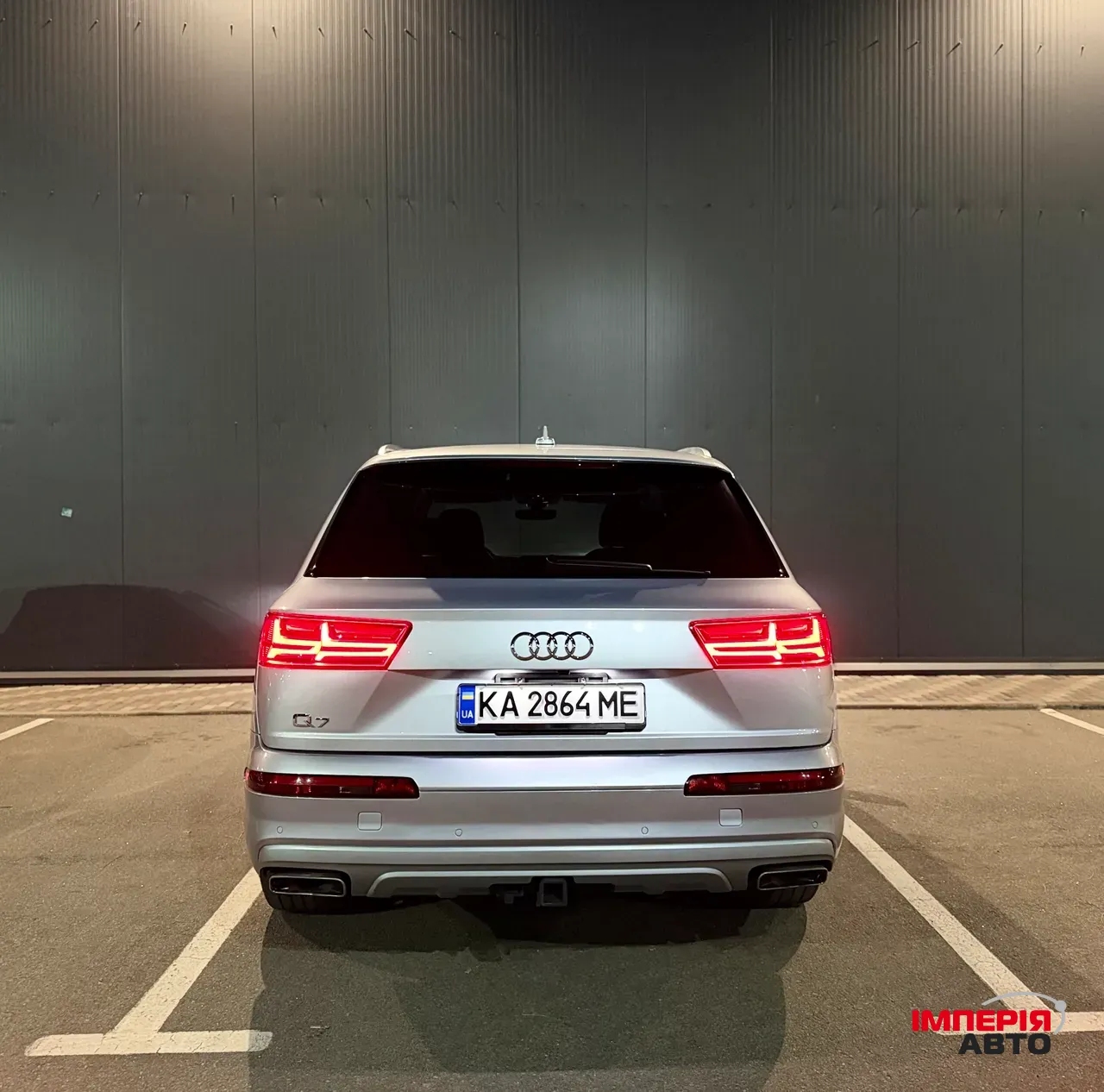 Audi Q7 - фото 42
