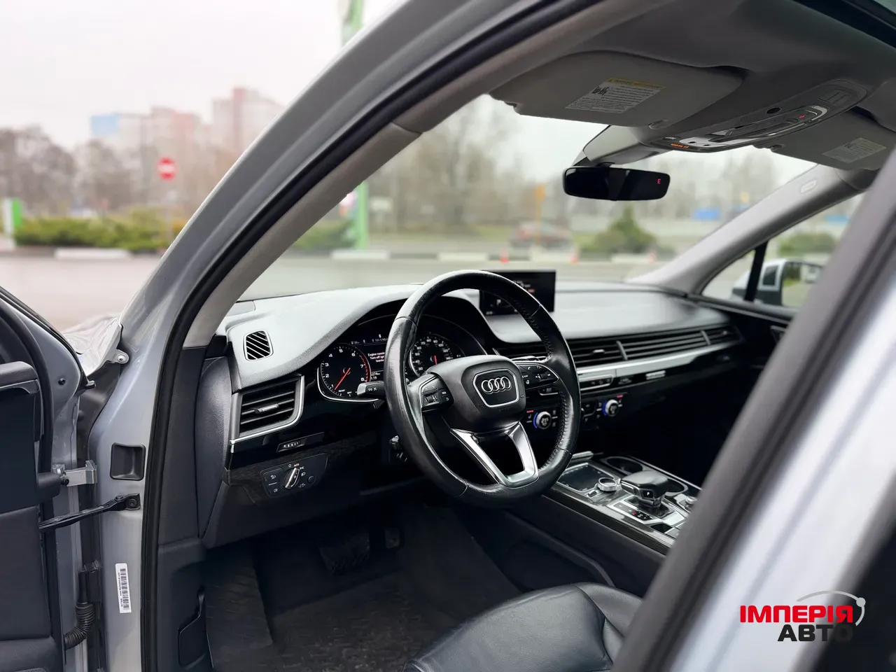 Audi Q7 - фото 33