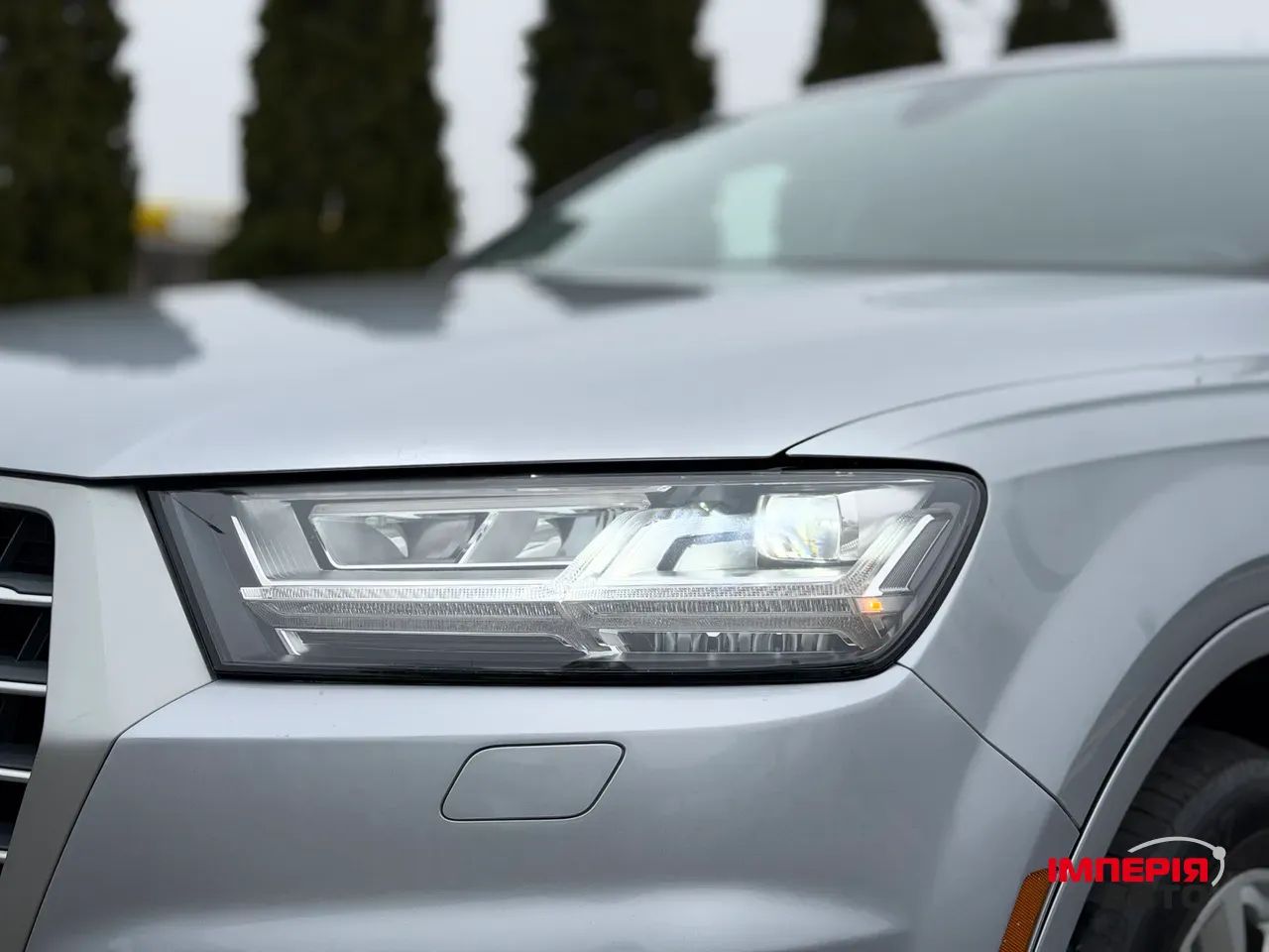 Audi Q7 - фото 10