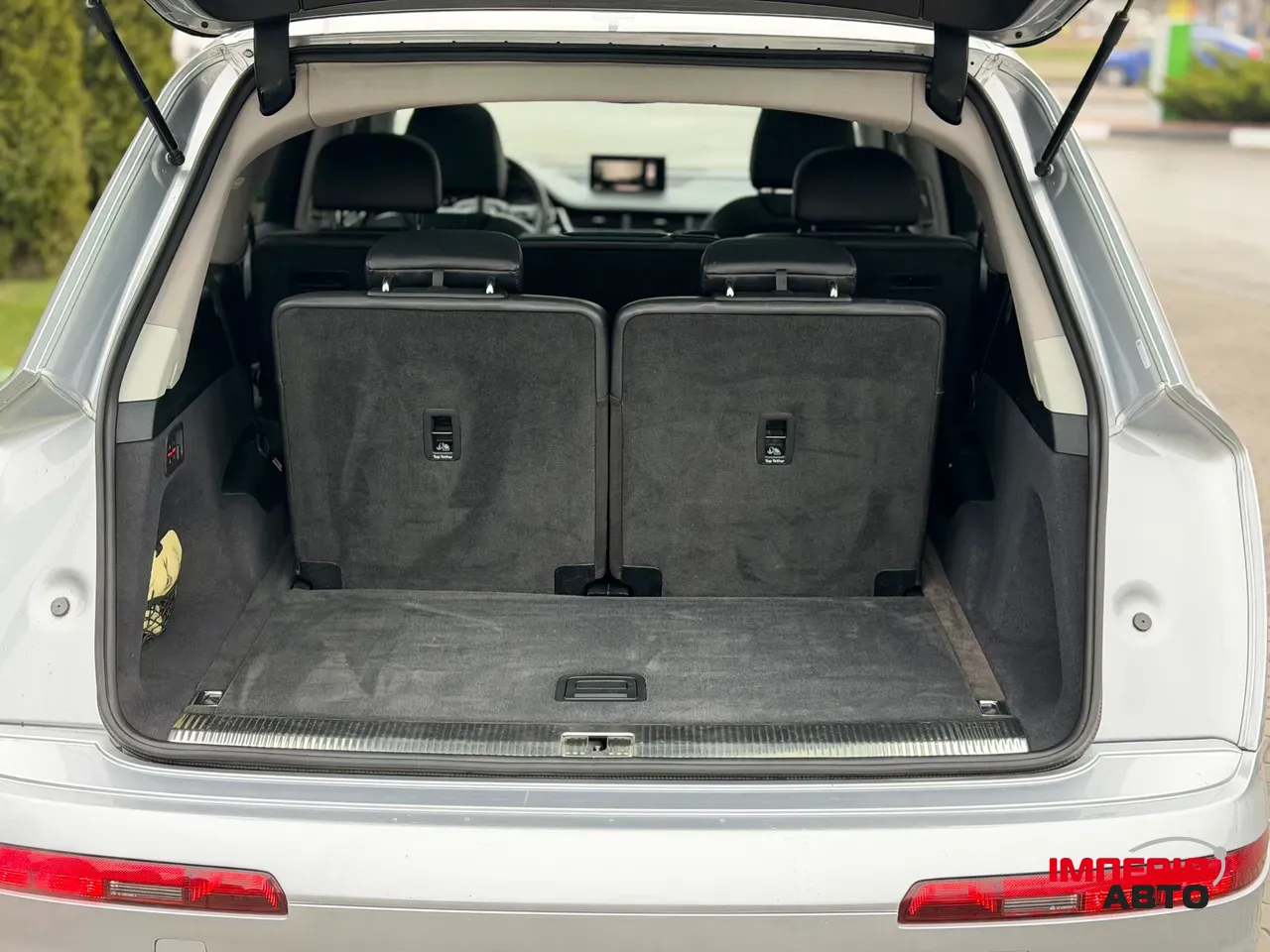 Audi Q7 - фото 23