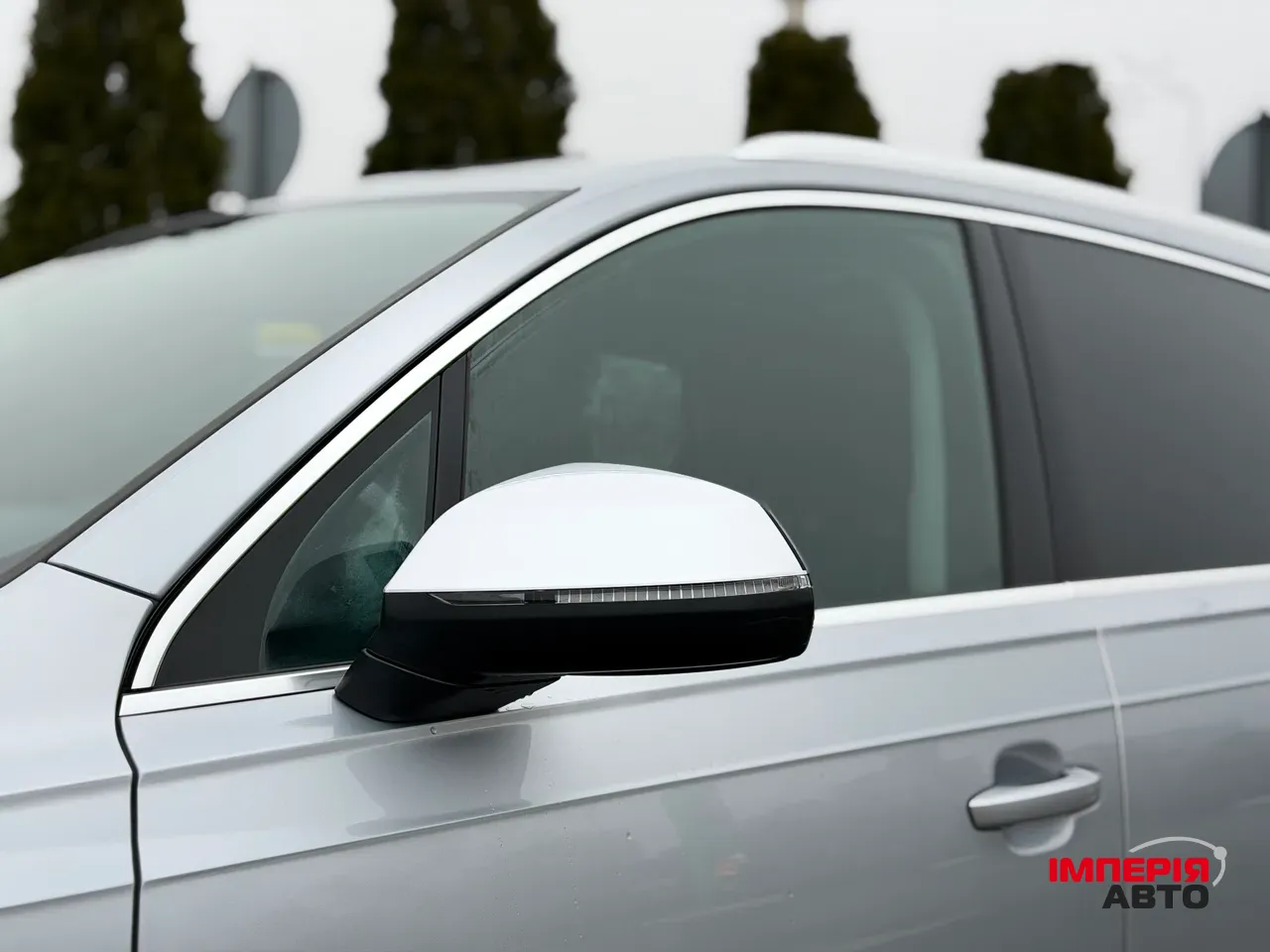 Audi Q7 - фото 7